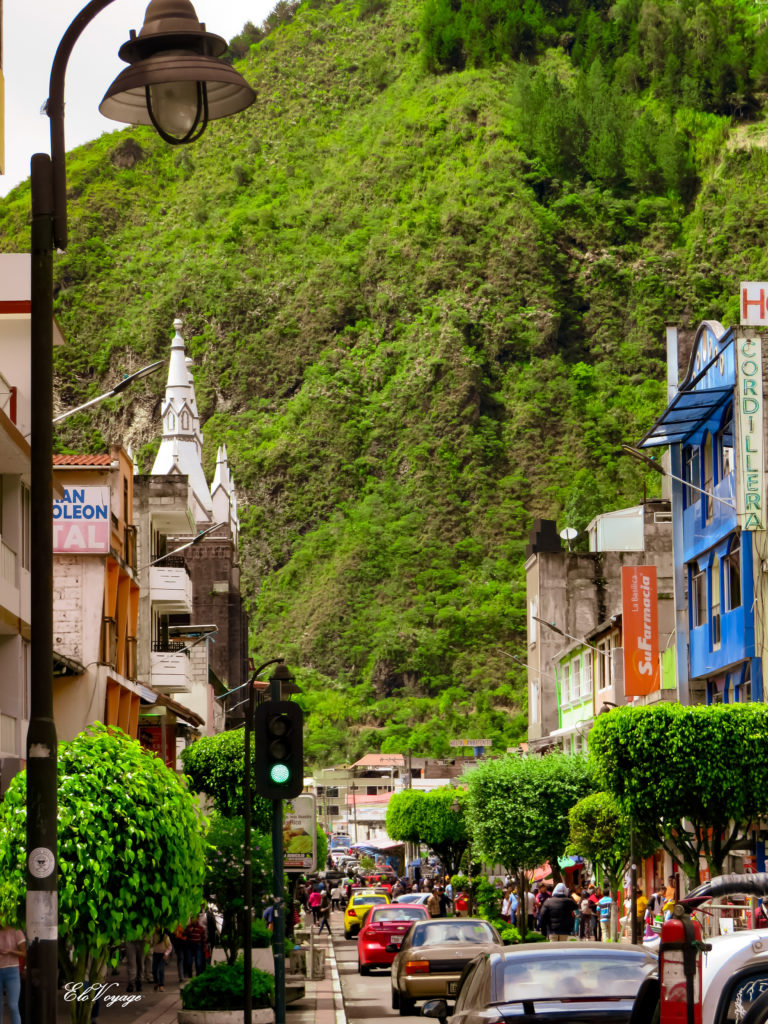 VILLE BANOS EQUATEUR
