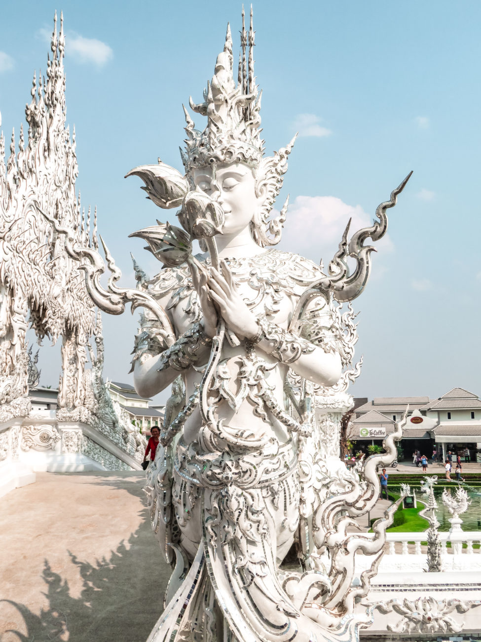 TEMPLE BLANC CHIANG RAI