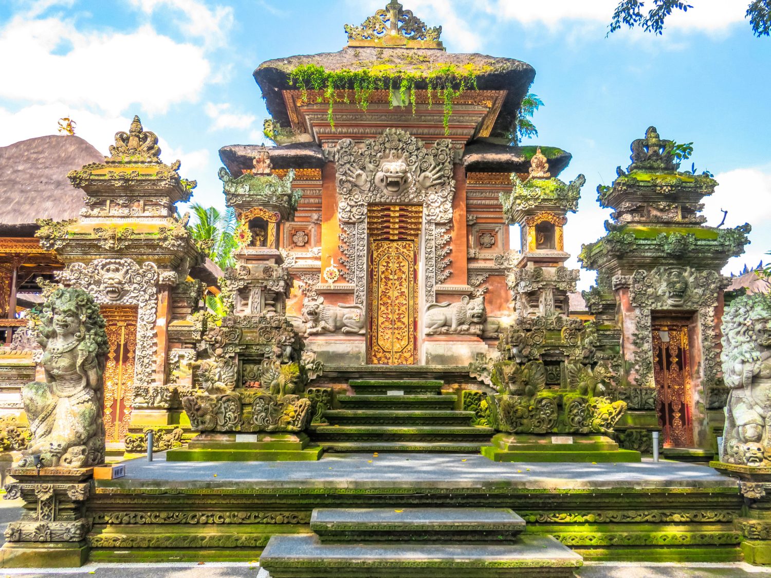 TEMPLE UBUD BALI