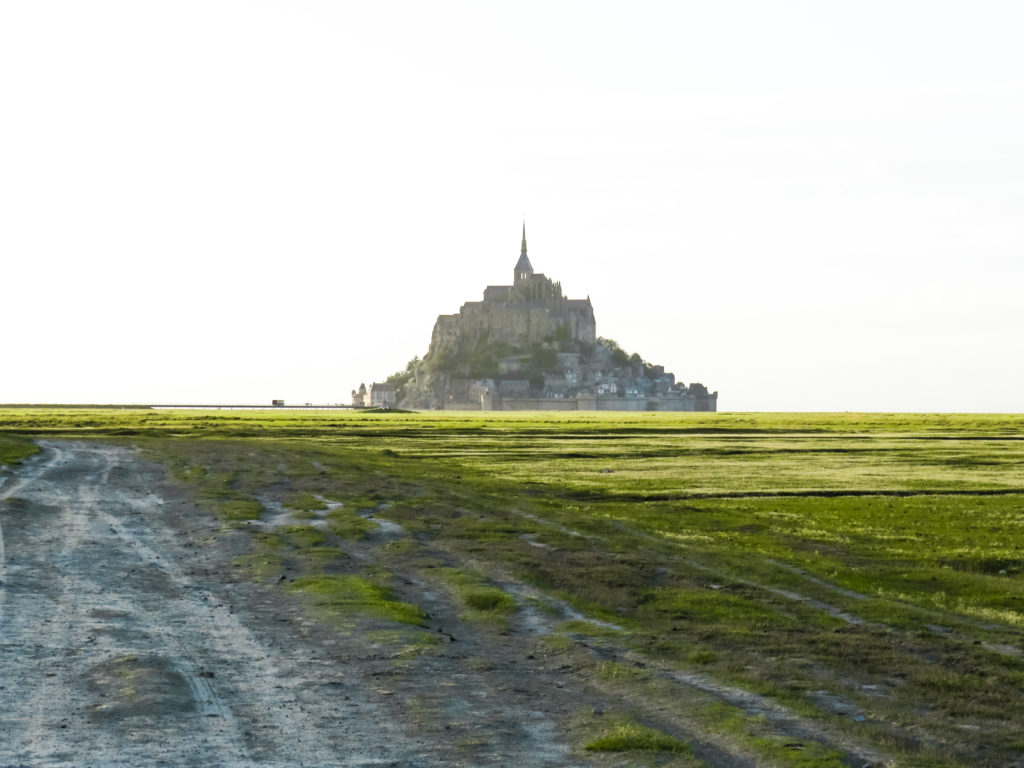 BAIE MONT-SAINT-MICHEL