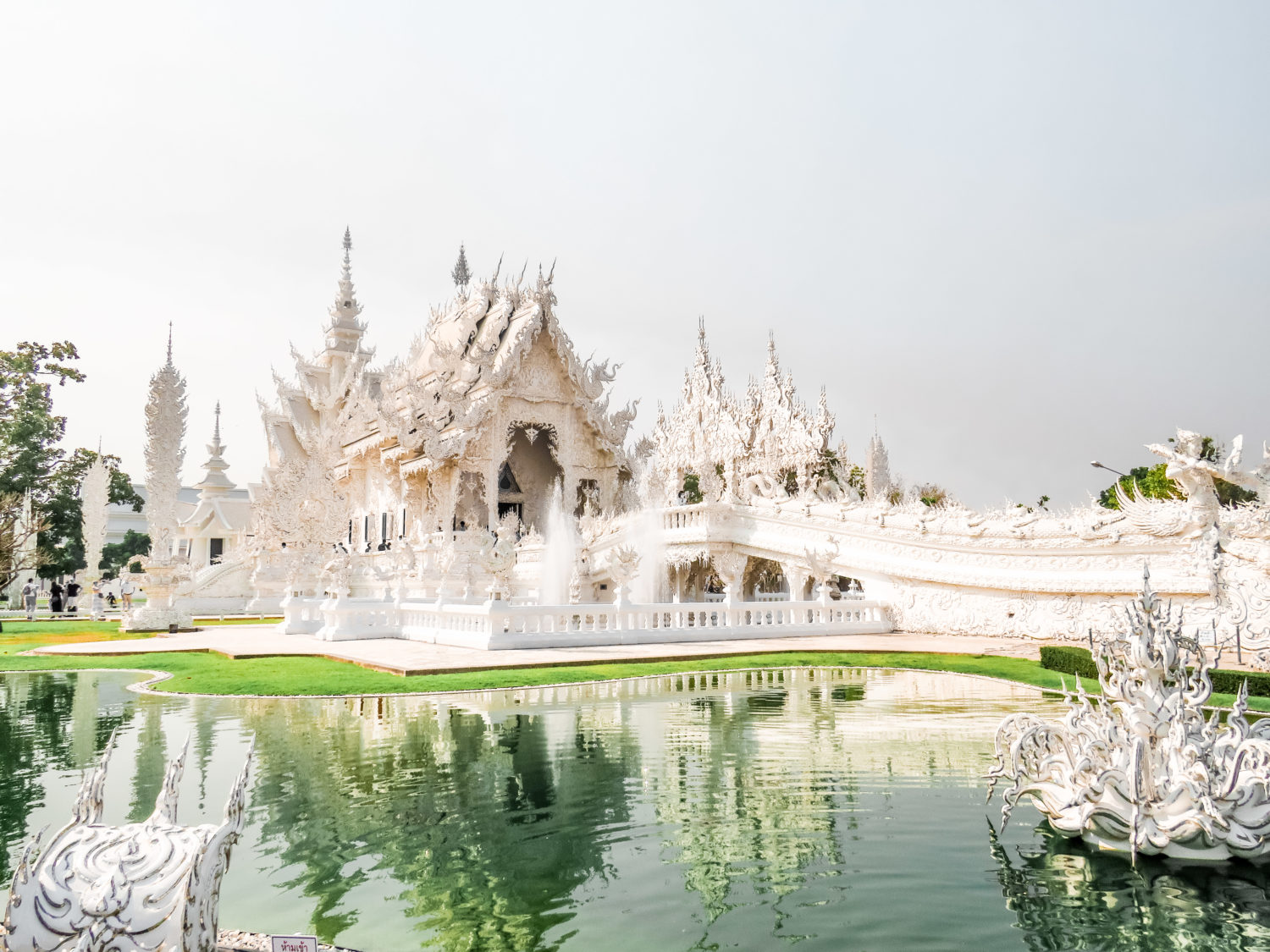 TEMPLE BLANC CHIANG RAI