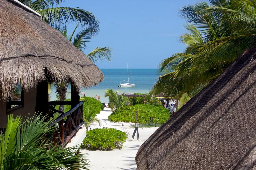 BEACHFRONT HOTEL PLAGE HOLBOX YUCATAN MEXIQUE