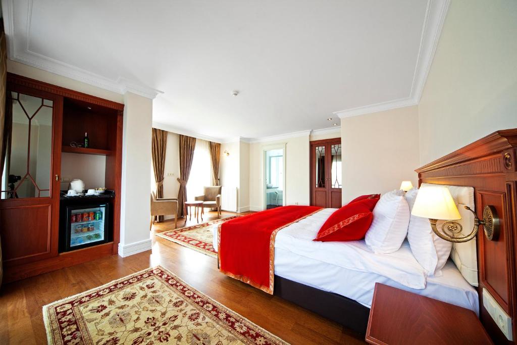 HOTEL ISTANBUL