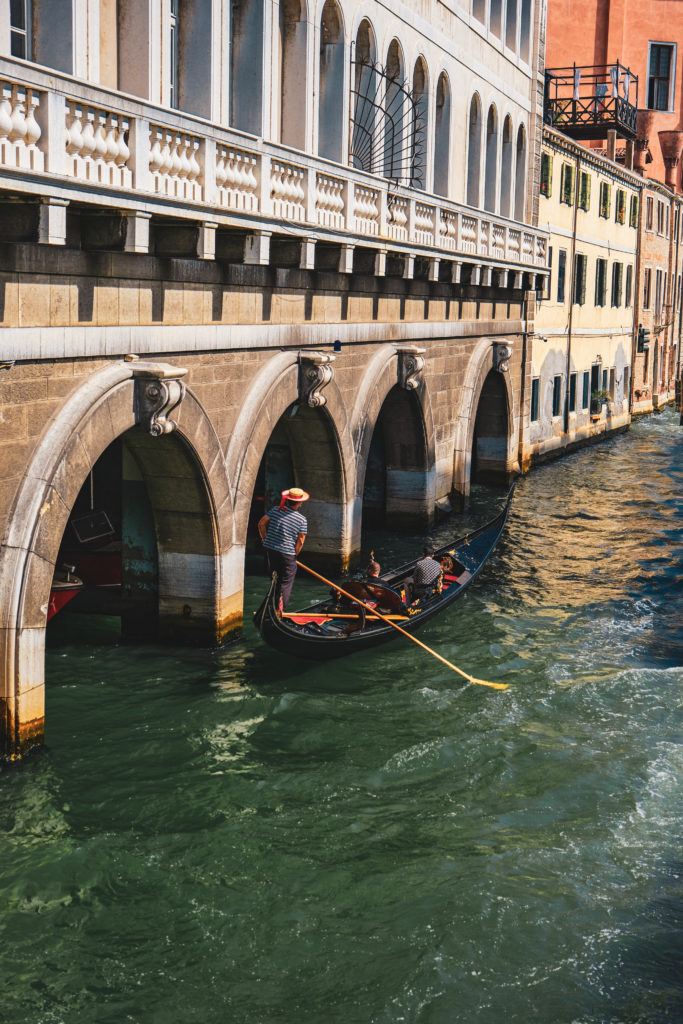BALADE GONDOLE A VENISE