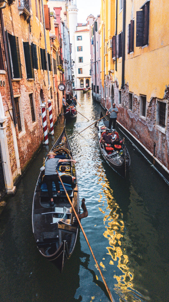 BALADE GONDOLE A VENISE