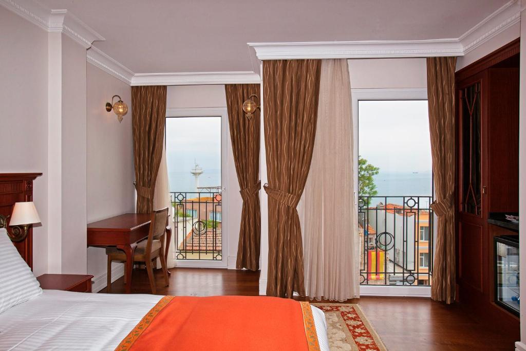 HOTEL ISTANBUL
