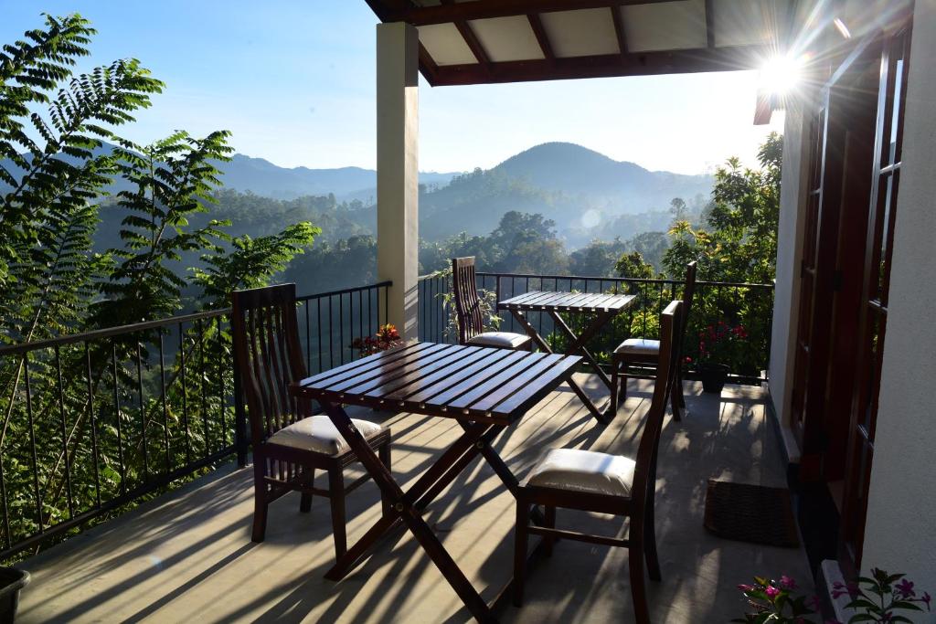 hotel Ella best view Sri Lanka