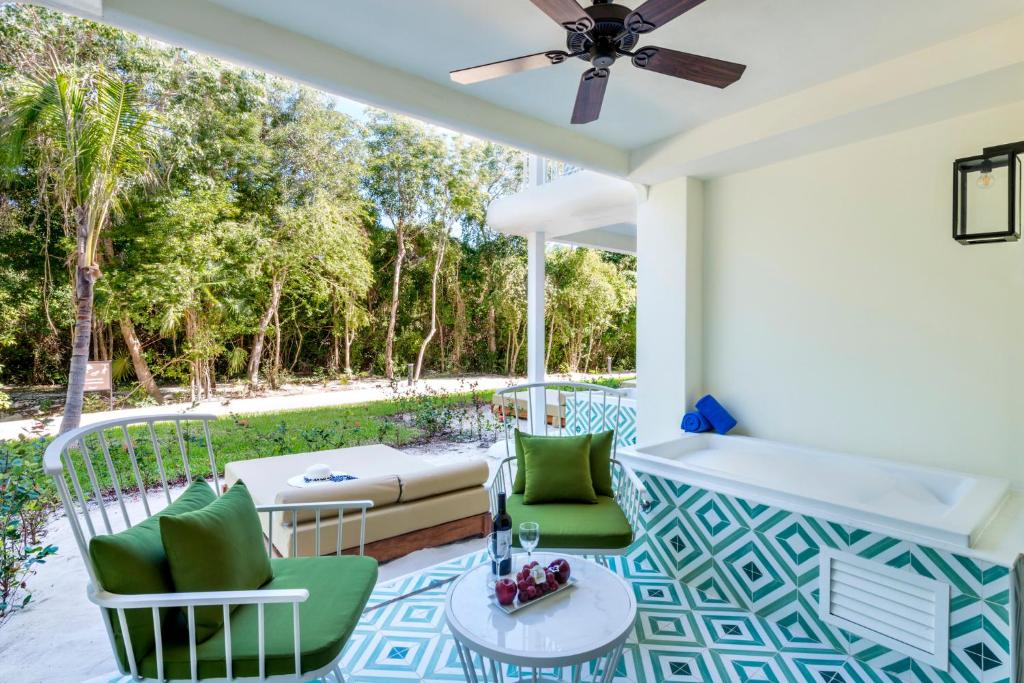 OCEAN PARADISE BEACH HOTEL PLAYA DEL CARMEN YUCATAN MEXIQUE