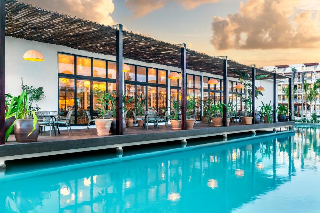 OCEAN PARADISE BEACH HOTEL PLAYA DEL CARMEN YUCATAN MEXIQUE