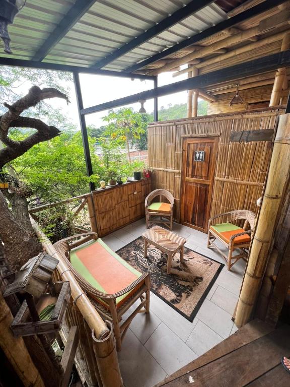 HOSTEL PUERTO LOPEZ EQUATEUR