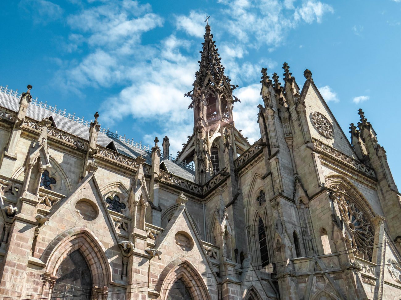 Basilique Quito Équateur