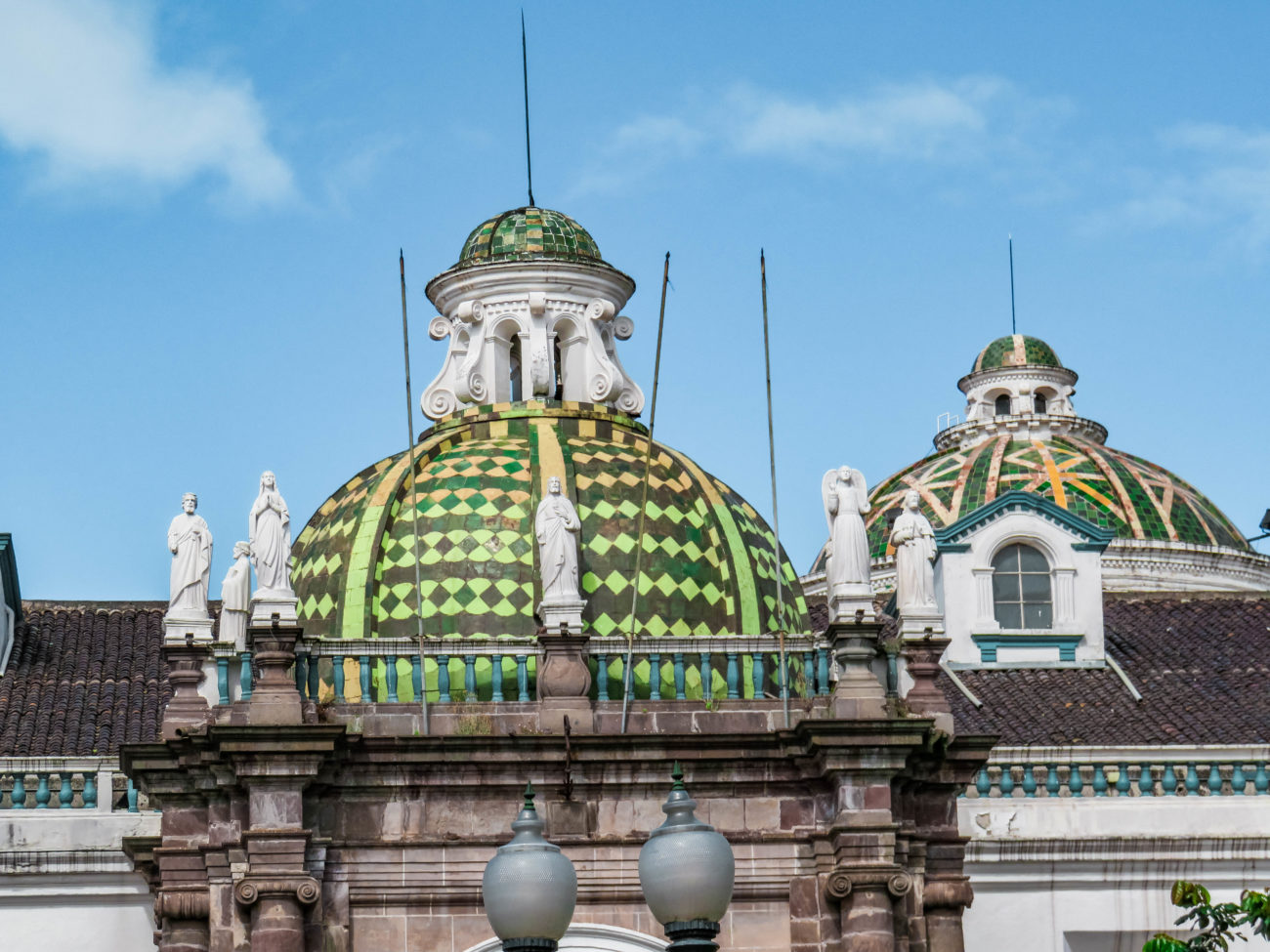 Basilique Quito Équateur