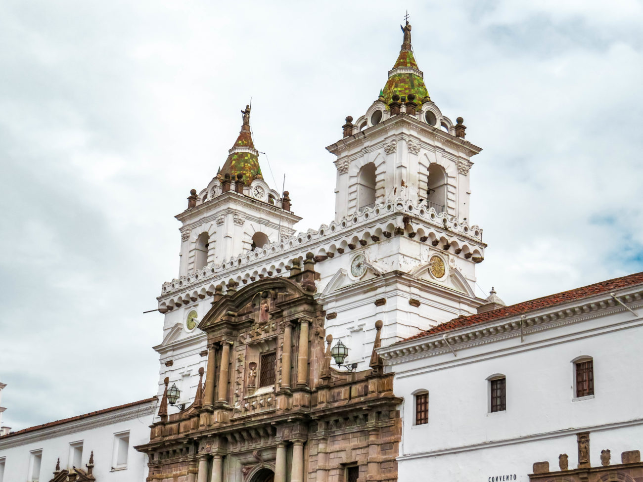 Basilique Quito Équateur